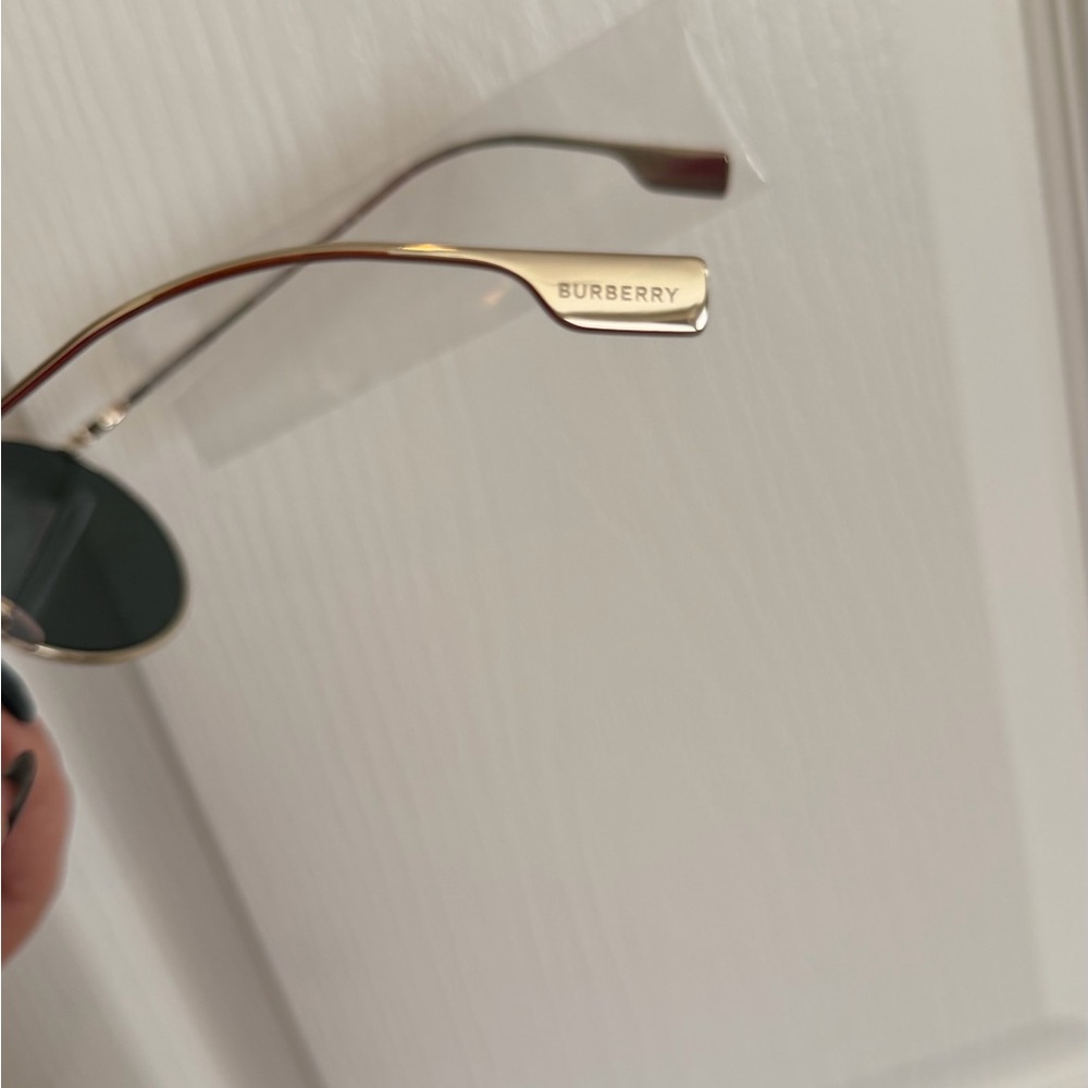 Burberry Gold and Green Aviator Sunglasses - Picture 5 of 6